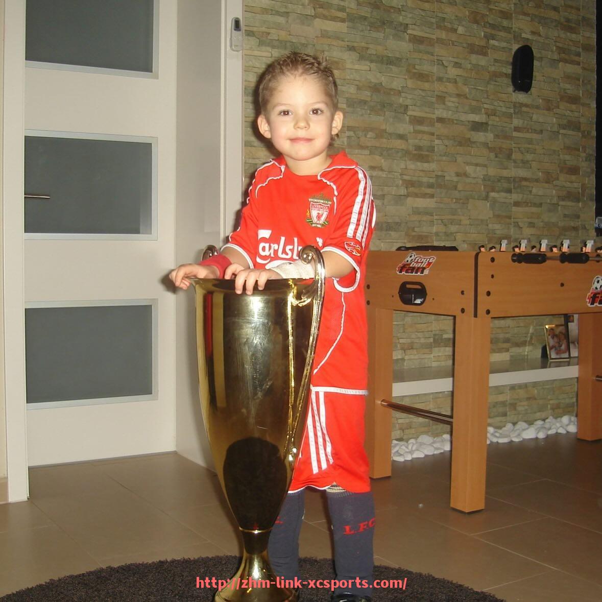 杏彩体育-世俱杯球员心理素质影响力研究：心态波动如何作用于赛场表现